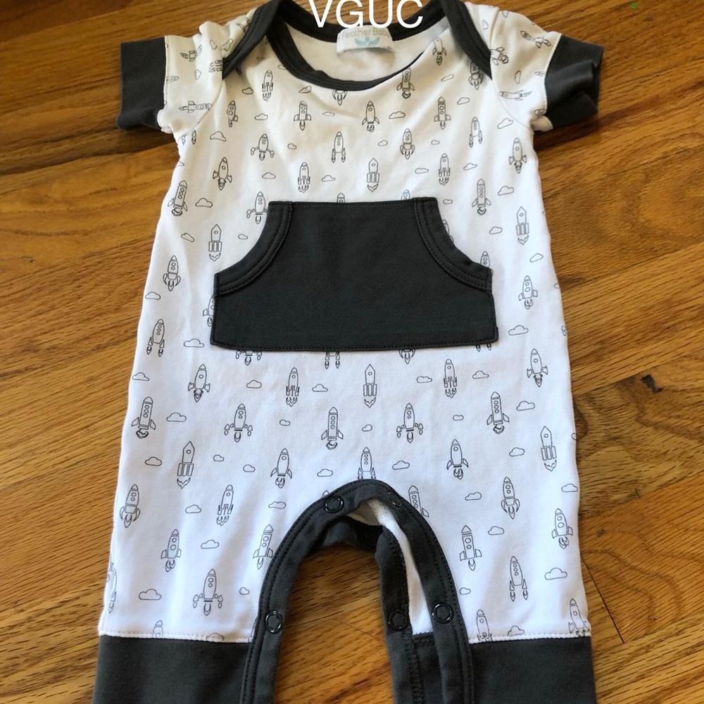 0-3m feather Baby romper